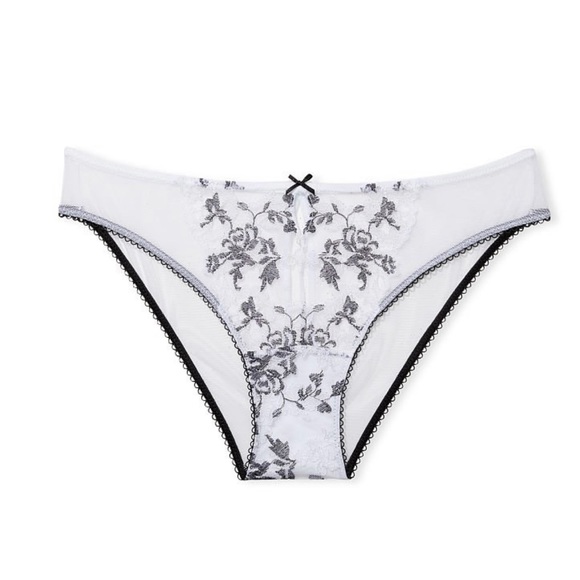 Victoria’s Secret Dream Angels Embroidered Cheekini Panty - Picture 3 of 6